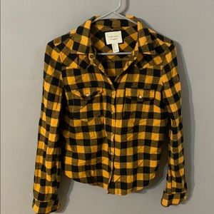 Cropped long sleeved flannel